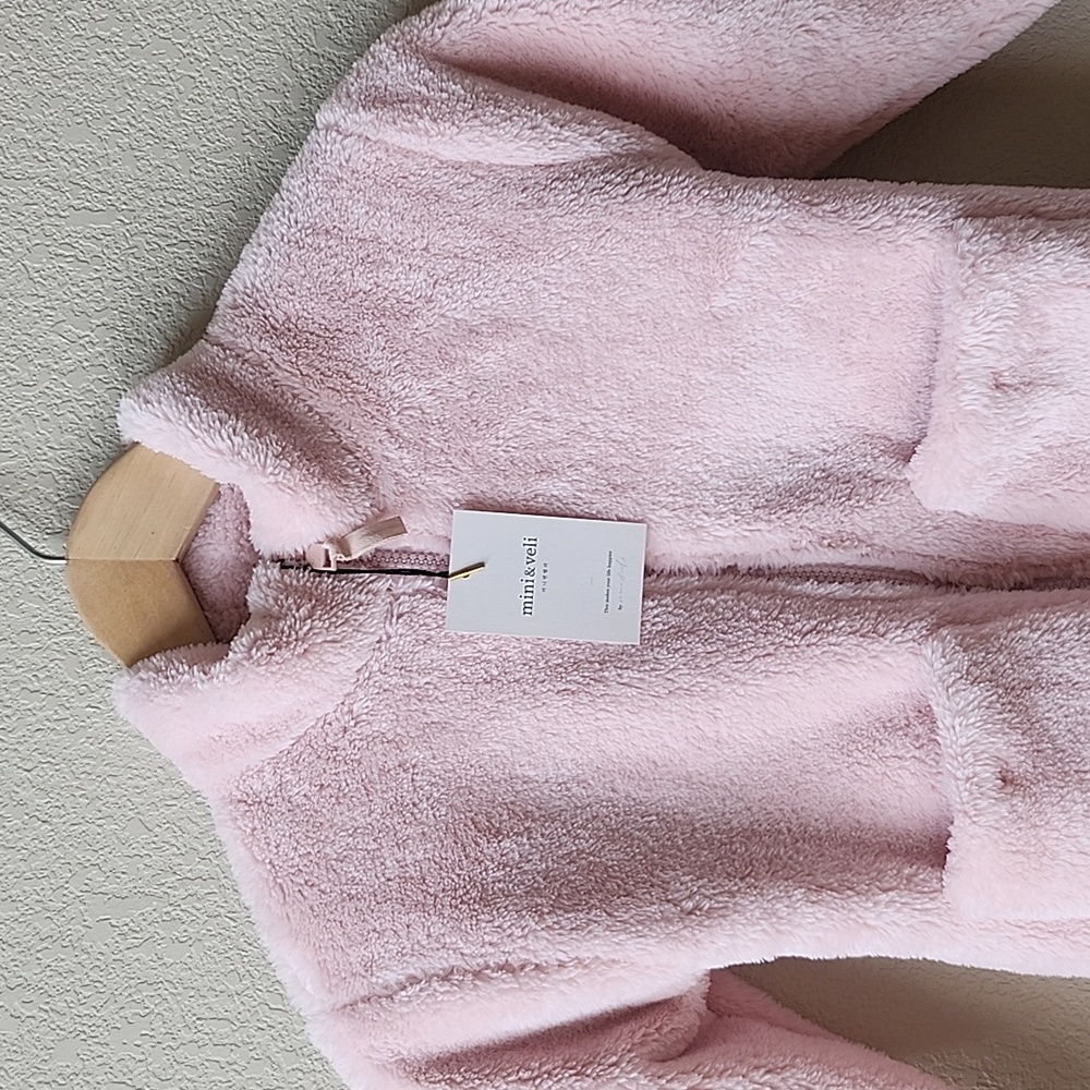 NWT Little girls teddy jacket 4,5 T
